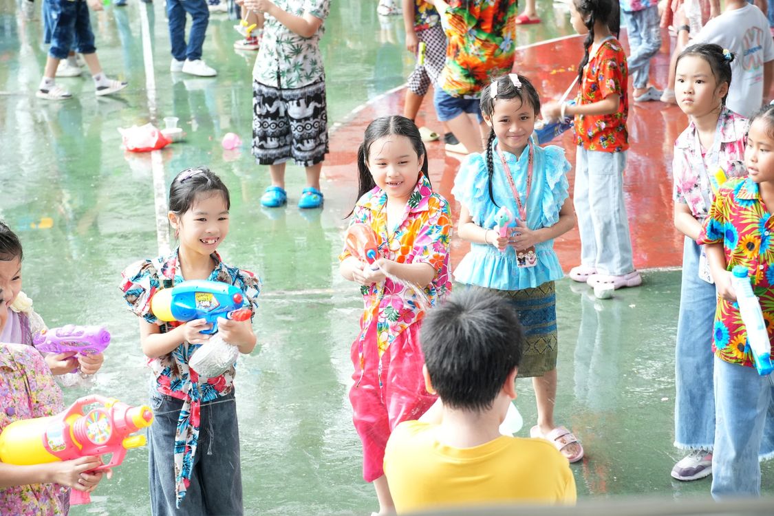โรงเรียนปรีชานุศาสน์
