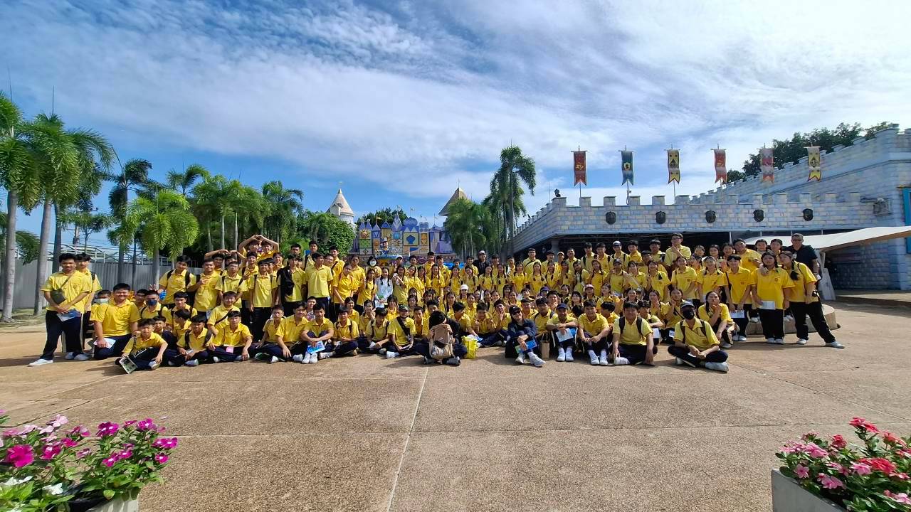 โรงเรียนปรีชานุศาสน์