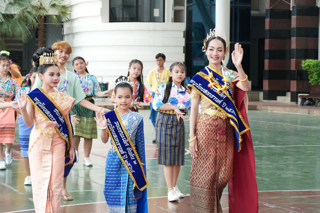 โรงเรียนปรีชานุศาสน์