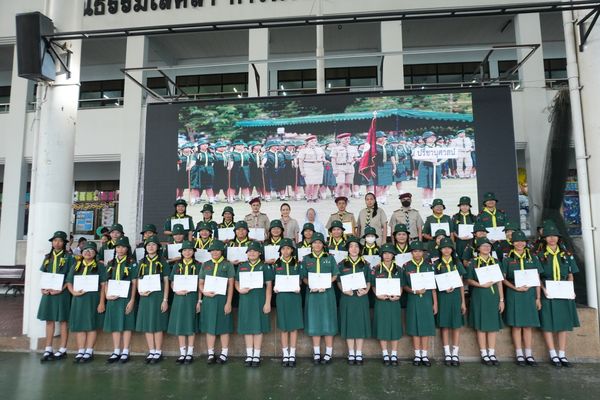 โรงเรียนปรีชานุศาสน์