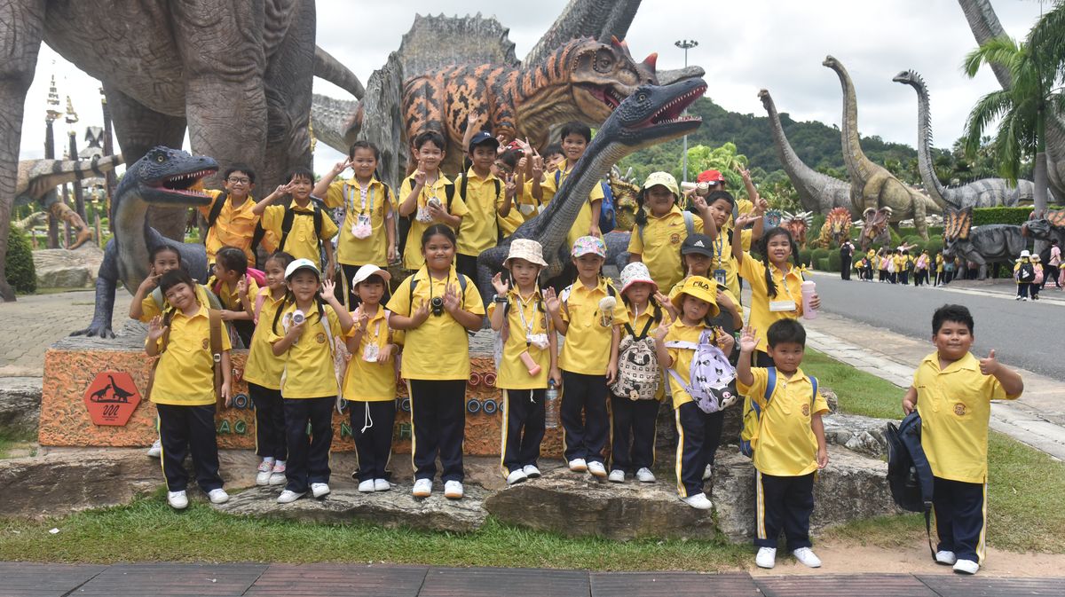 โรงเรียนปรีชานุศาสน์