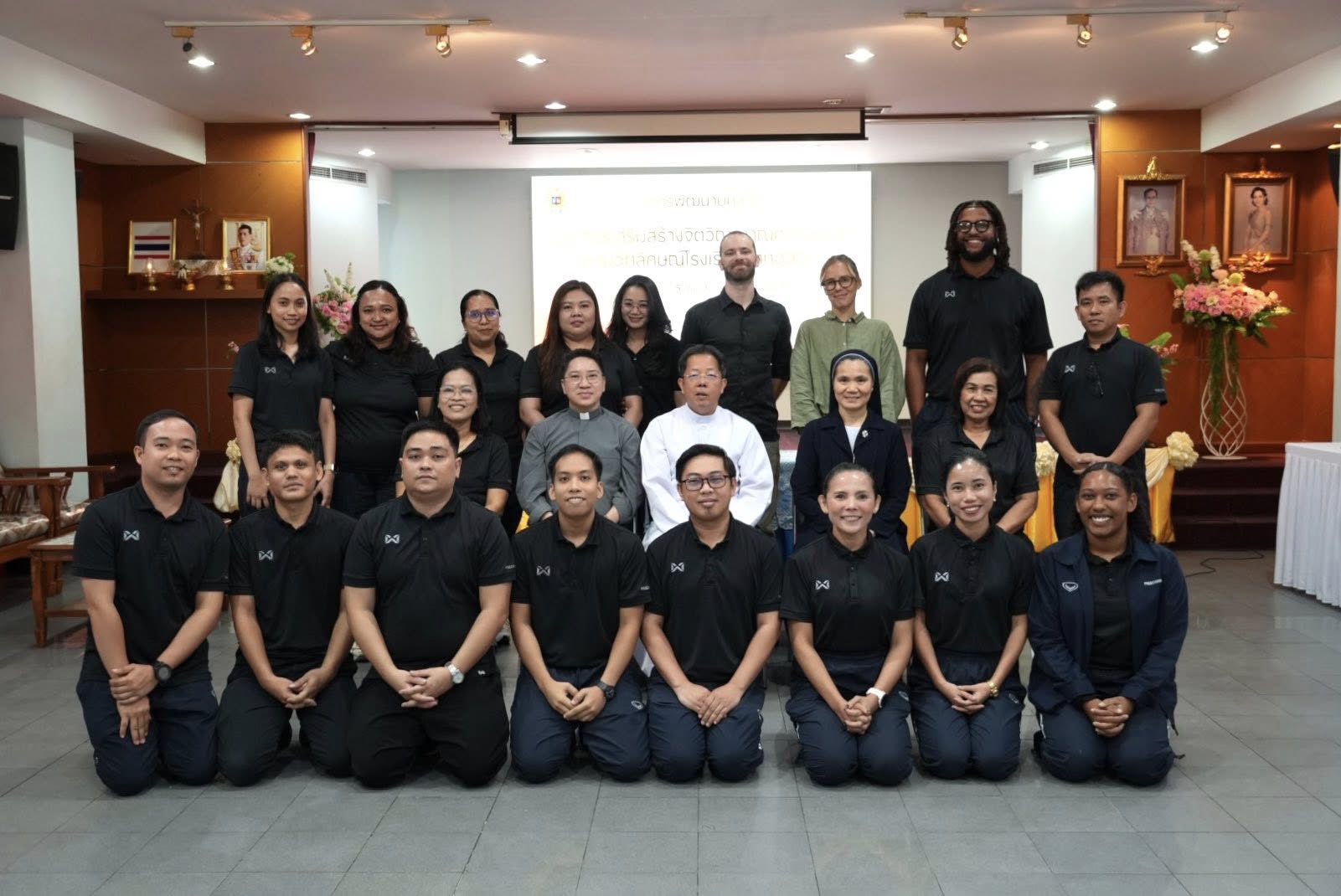 โรงเรียนปรีชานุศาสน์