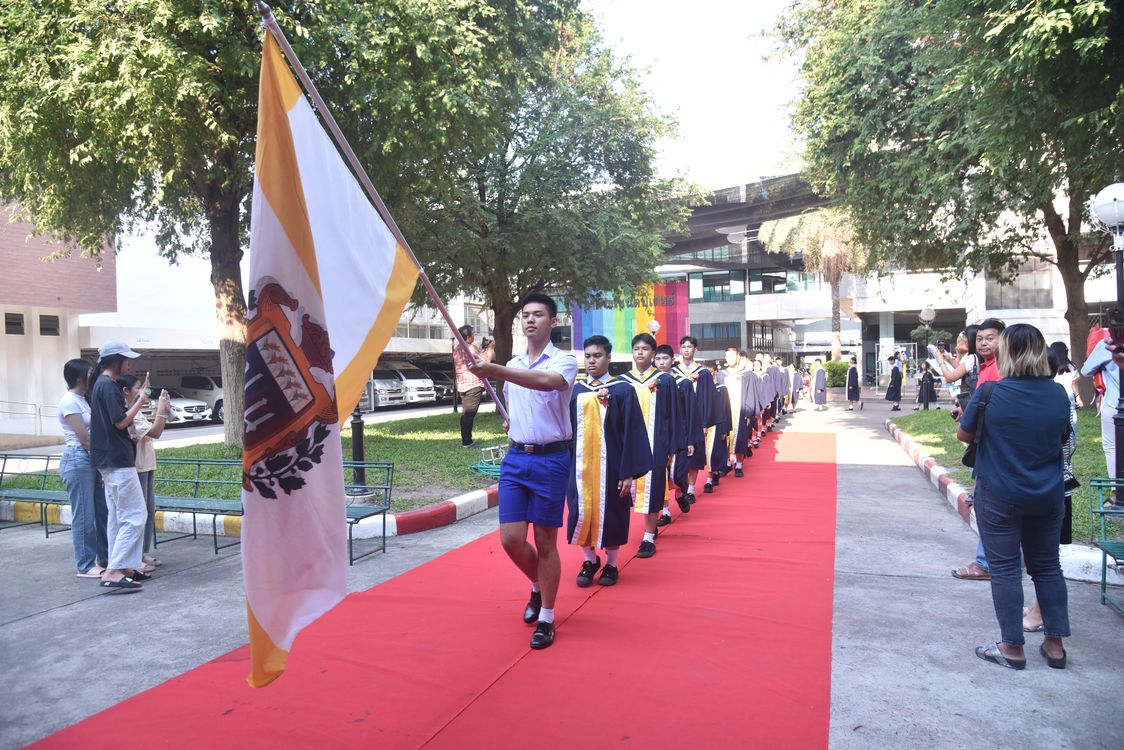โรงเรียนปรีชานุศาสน์
