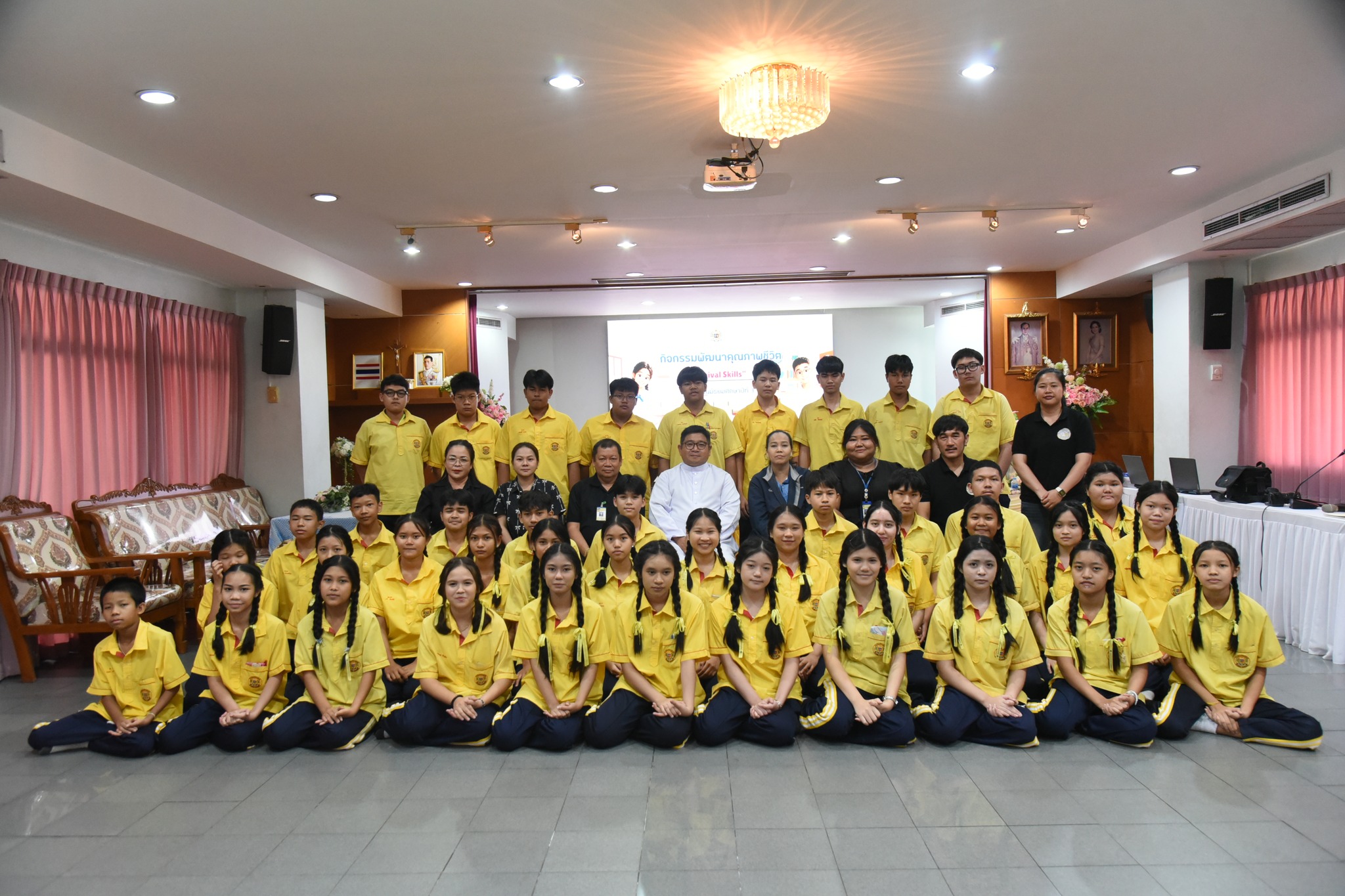 โรงเรียนปรีชานุศาสน์