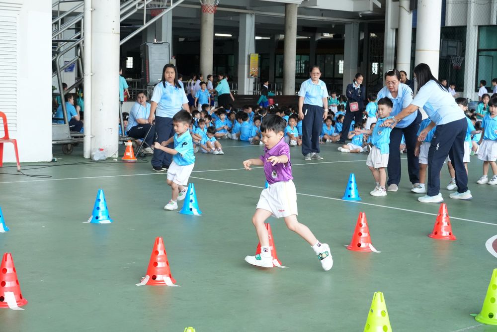 โรงเรียนปรีชานุศาสน์