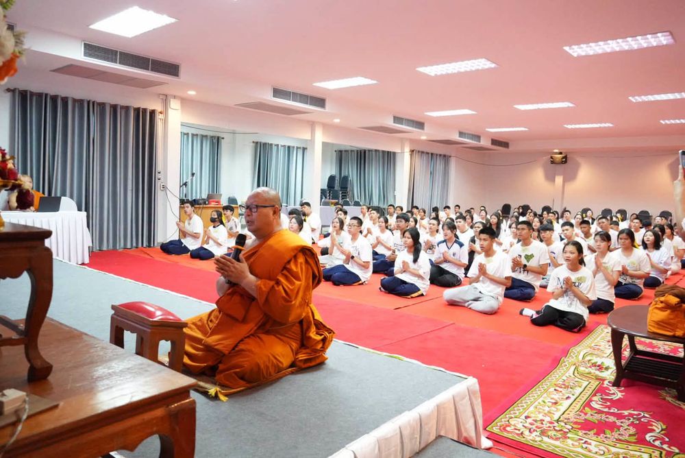 โรงเรียนปรีชานุศาสน์