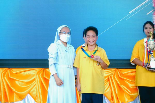 โรงเรียนปรีชานุศาสน์