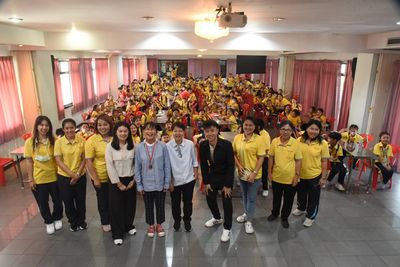 โรงเรียนปรีชานุศาสน์