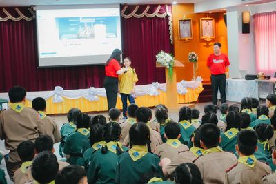 โรงเรียนปรีชานุศาสน์