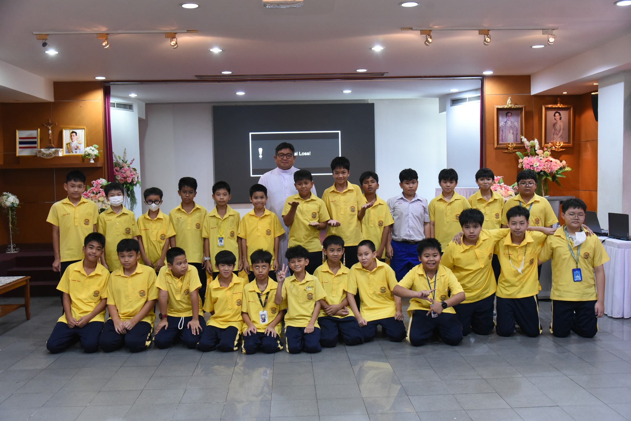 โรงเรียนปรีชานุศาสน์