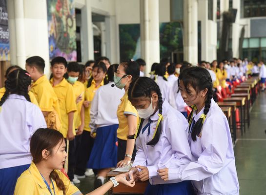 โรงเรียนปรีชานุศาสน์
