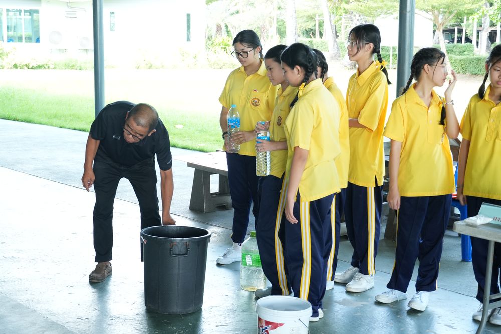โรงเรียนปรีชานุศาสน์