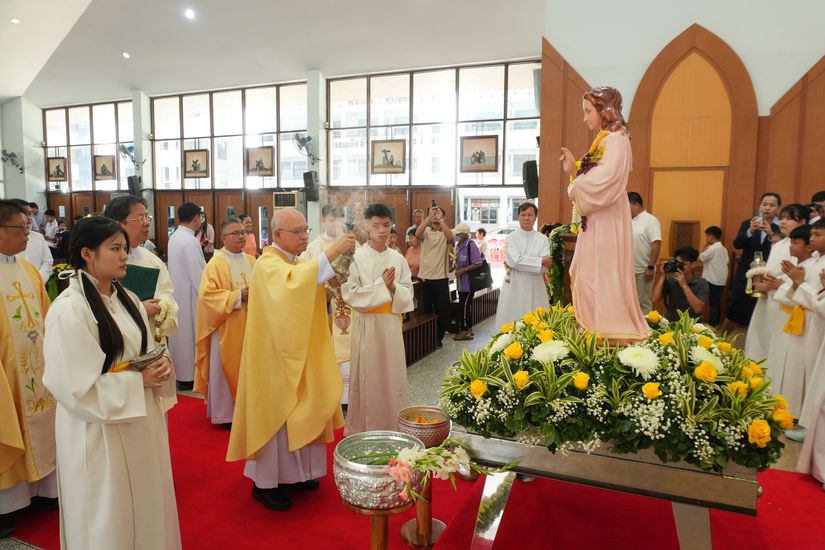 โรงเรียนปรีชานุศาสน์