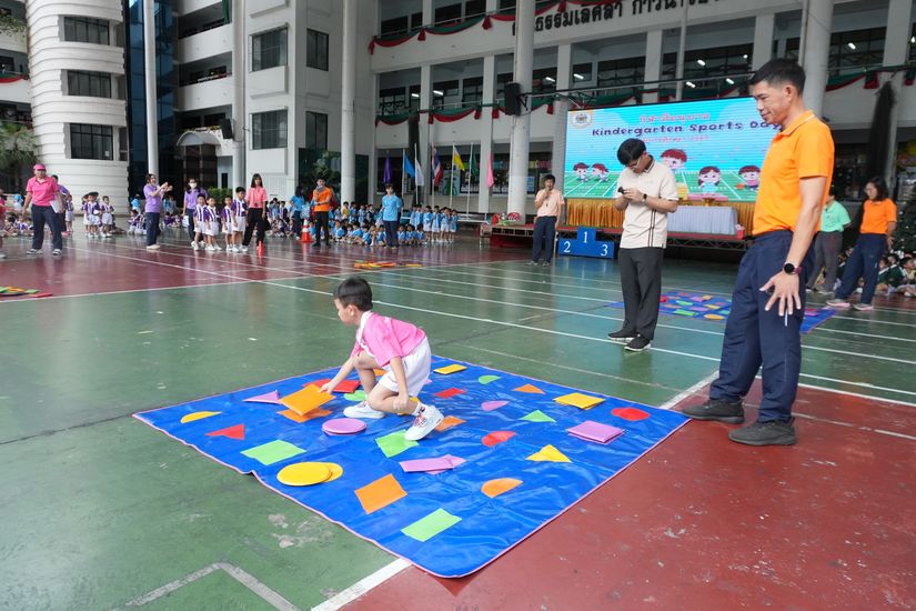 โรงเรียนปรีชานุศาสน์