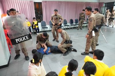 โรงเรียนปรีชานุศาสน์