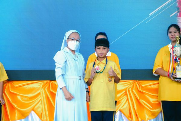 โรงเรียนปรีชานุศาสน์