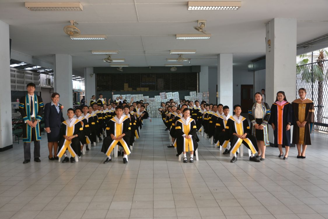 โรงเรียนปรีชานุศาสน์