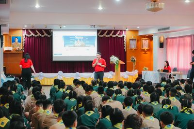 โรงเรียนปรีชานุศาสน์