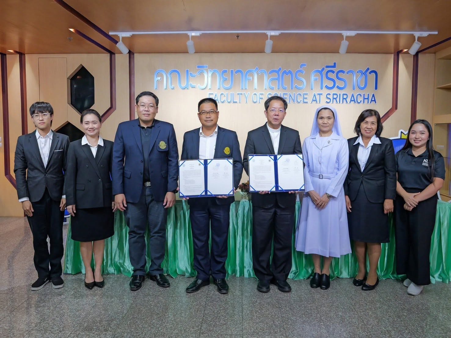 โรงเรียนปรีชานุศาสน์