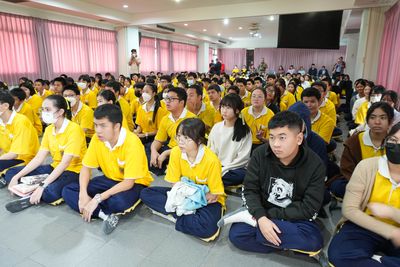โรงเรียนปรีชานุศาสน์