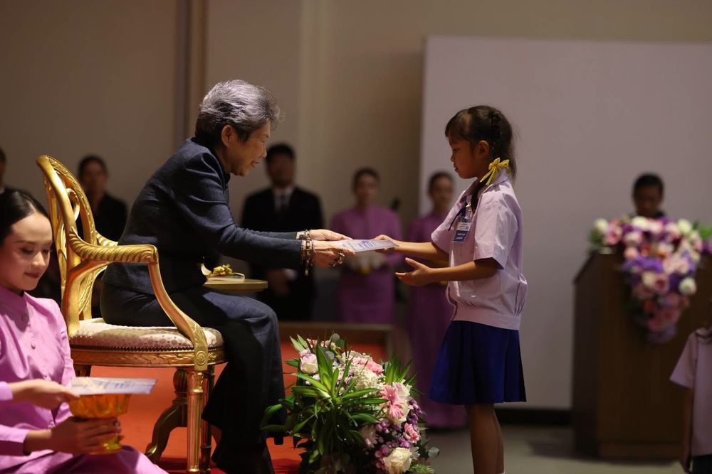 โรงเรียนปรีชานุศาสน์