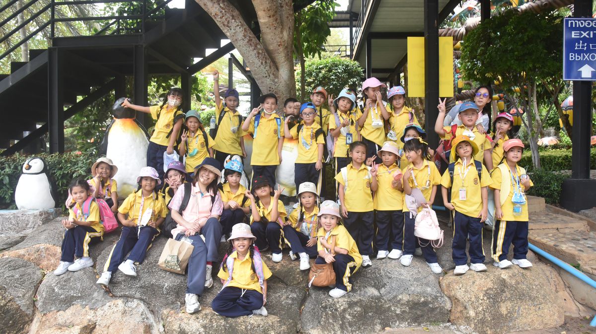 โรงเรียนปรีชานุศาสน์