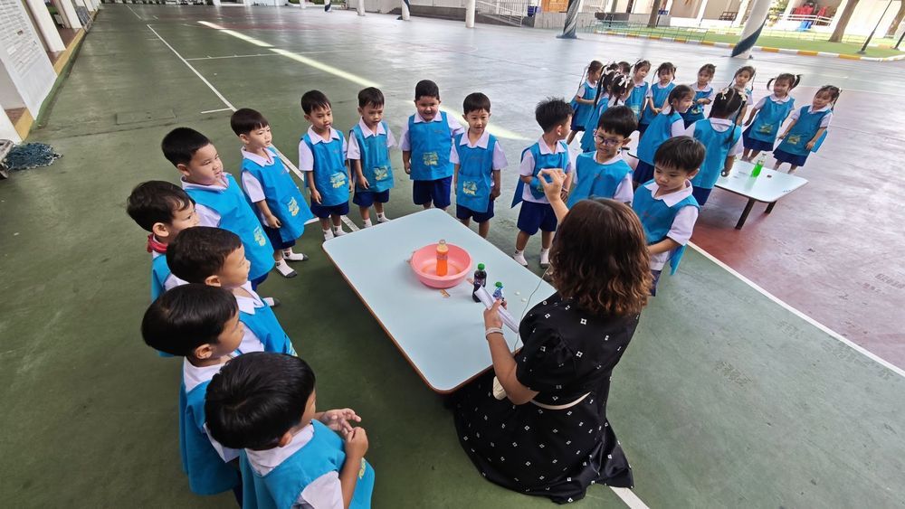 โรงเรียนปรีชานุศาสน์