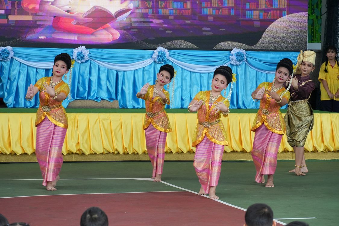 โรงเรียนปรีชานุศาสน์