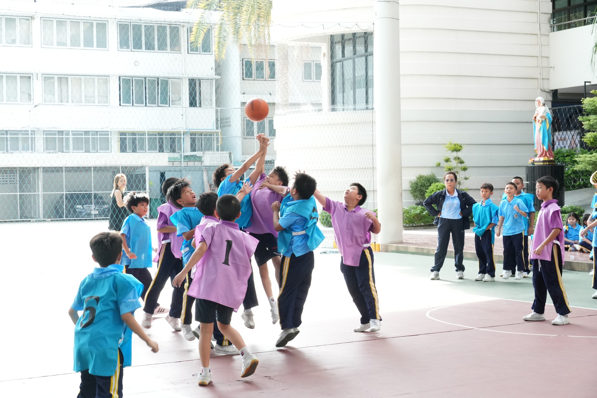 โรงเรียนปรีชานุศาสน์