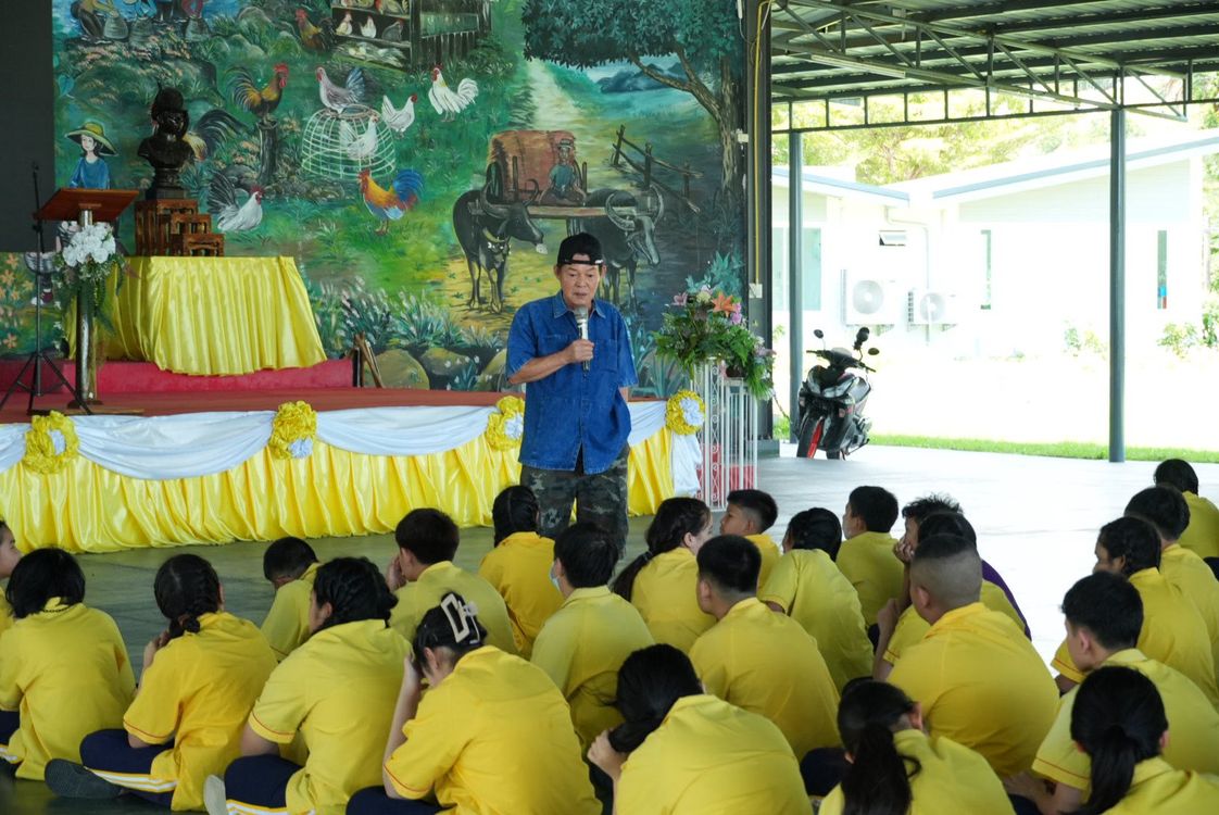 โรงเรียนปรีชานุศาสน์