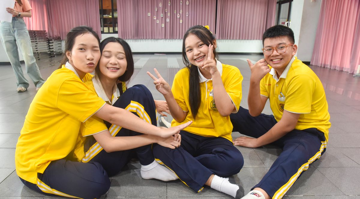 โรงเรียนปรีชานุศาสน์