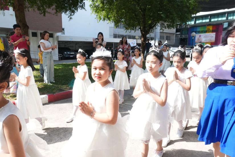 โรงเรียนปรีชานุศาสน์