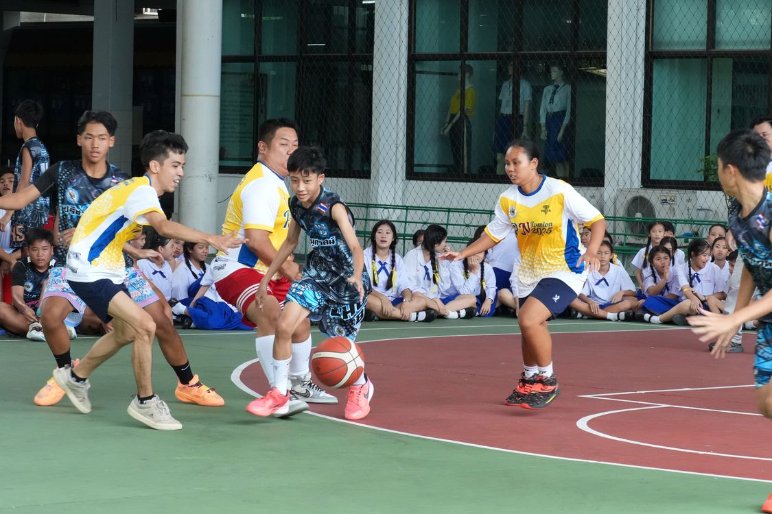 โรงเรียนปรีชานุศาสน์