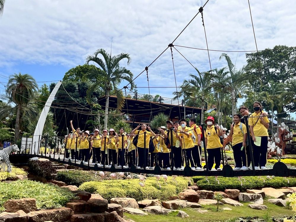 โรงเรียนปรีชานุศาสน์
