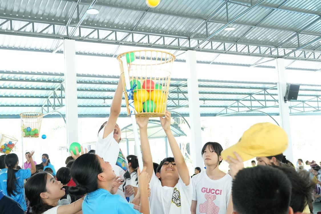 โรงเรียนปรีชานุศาสน์