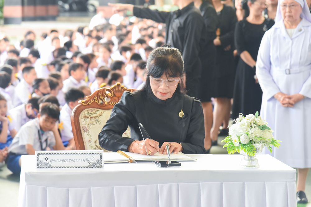 โรงเรียนปรีชานุศาสน์