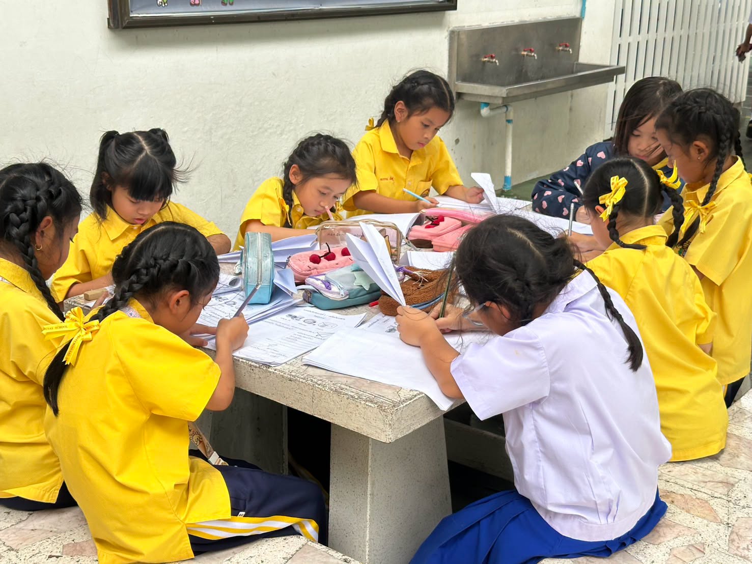 โรงเรียนปรีชานุศาสน์