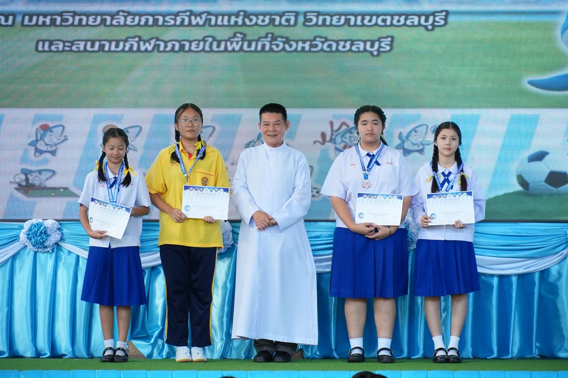โรงเรียนปรีชานุศาสน์