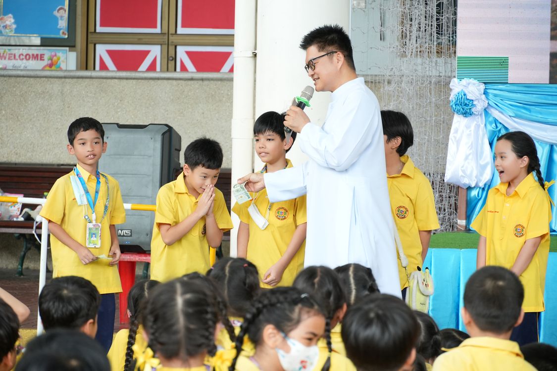 โรงเรียนปรีชานุศาสน์