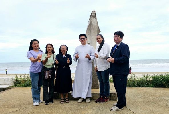 โรงเรียนปรีชานุศาสน์