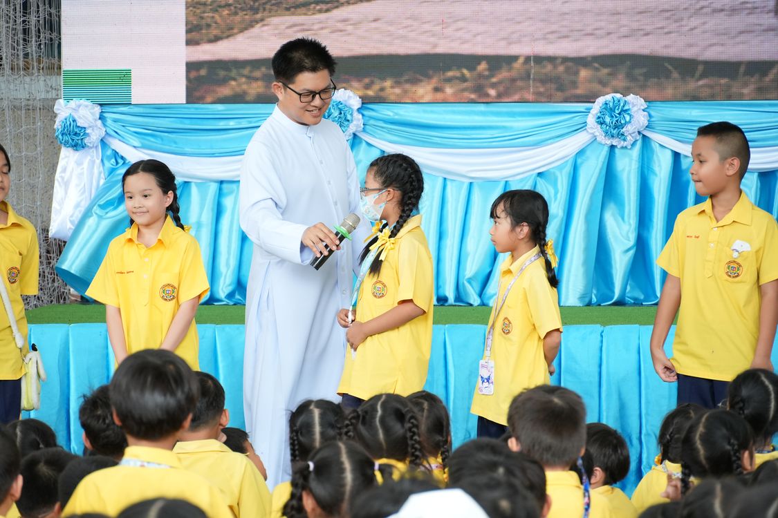 โรงเรียนปรีชานุศาสน์