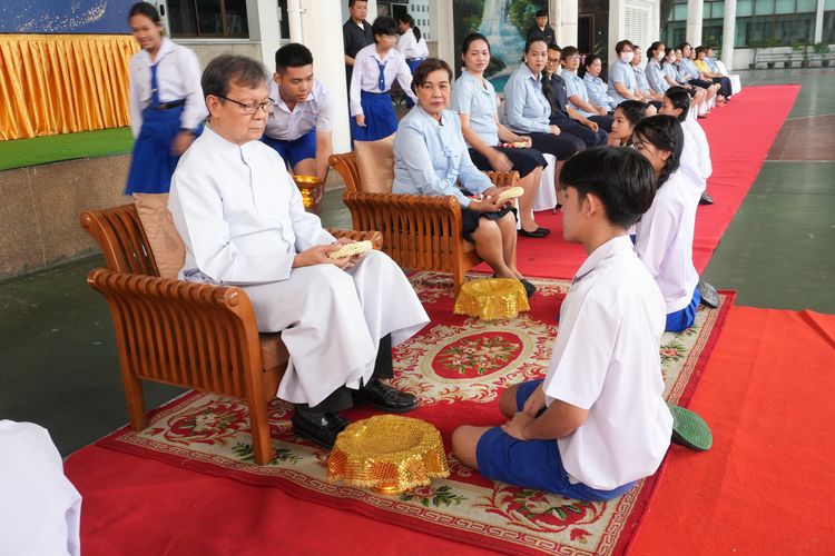 โรงเรียนปรีชานุศาสน์