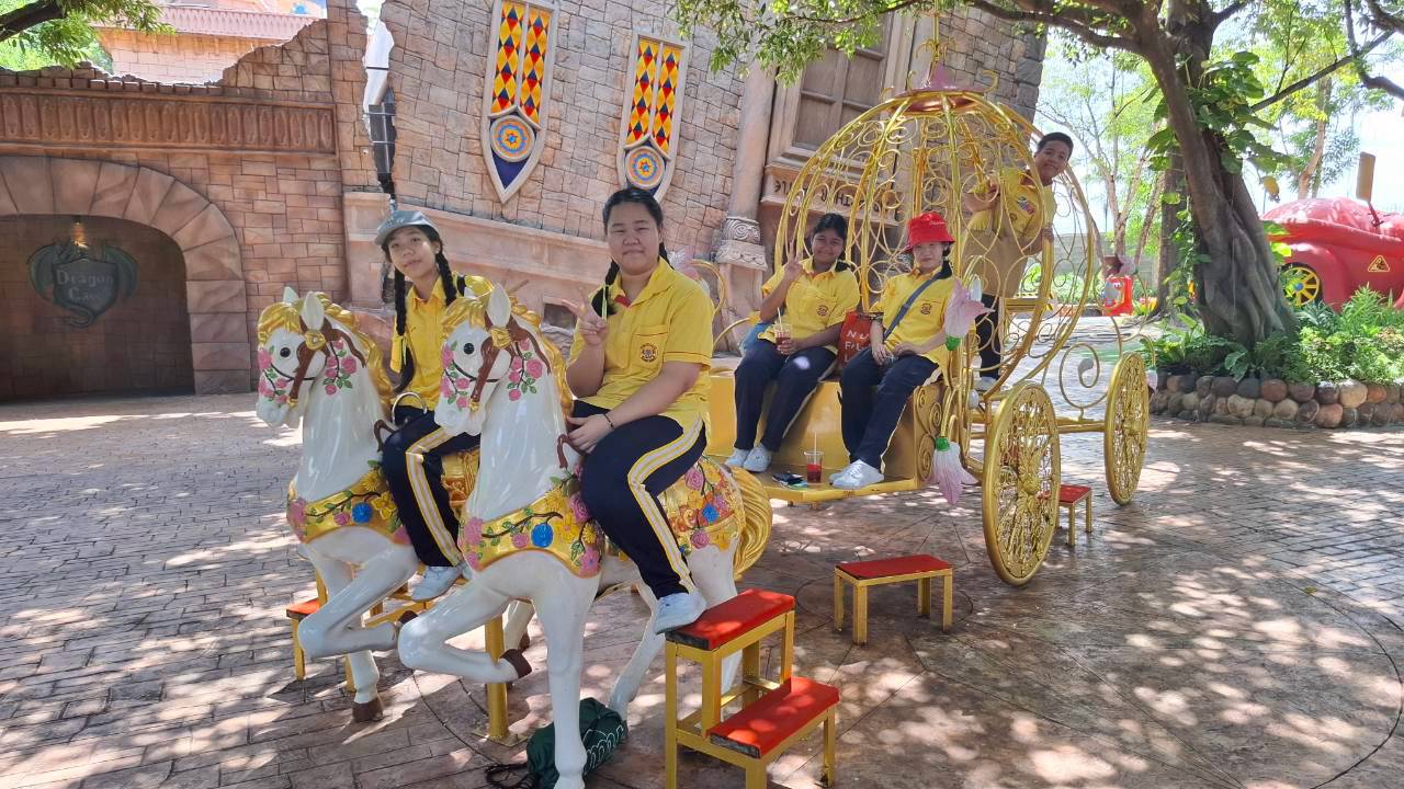 โรงเรียนปรีชานุศาสน์