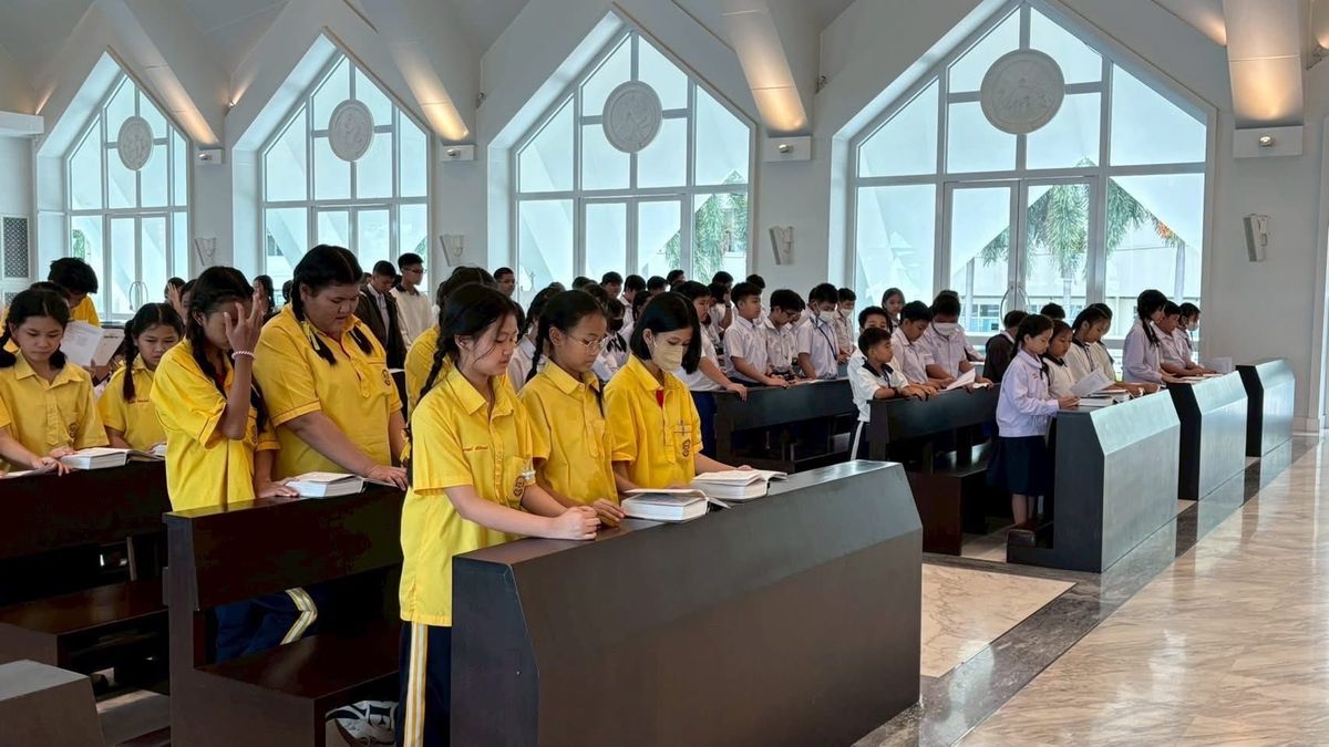 โรงเรียนปรีชานุศาสน์