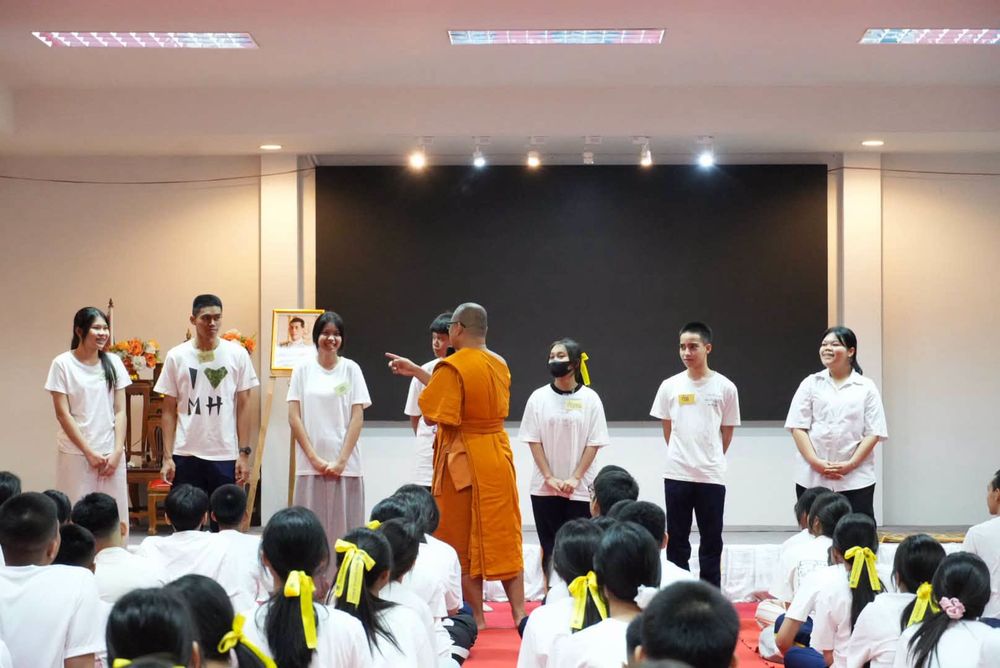 โรงเรียนปรีชานุศาสน์