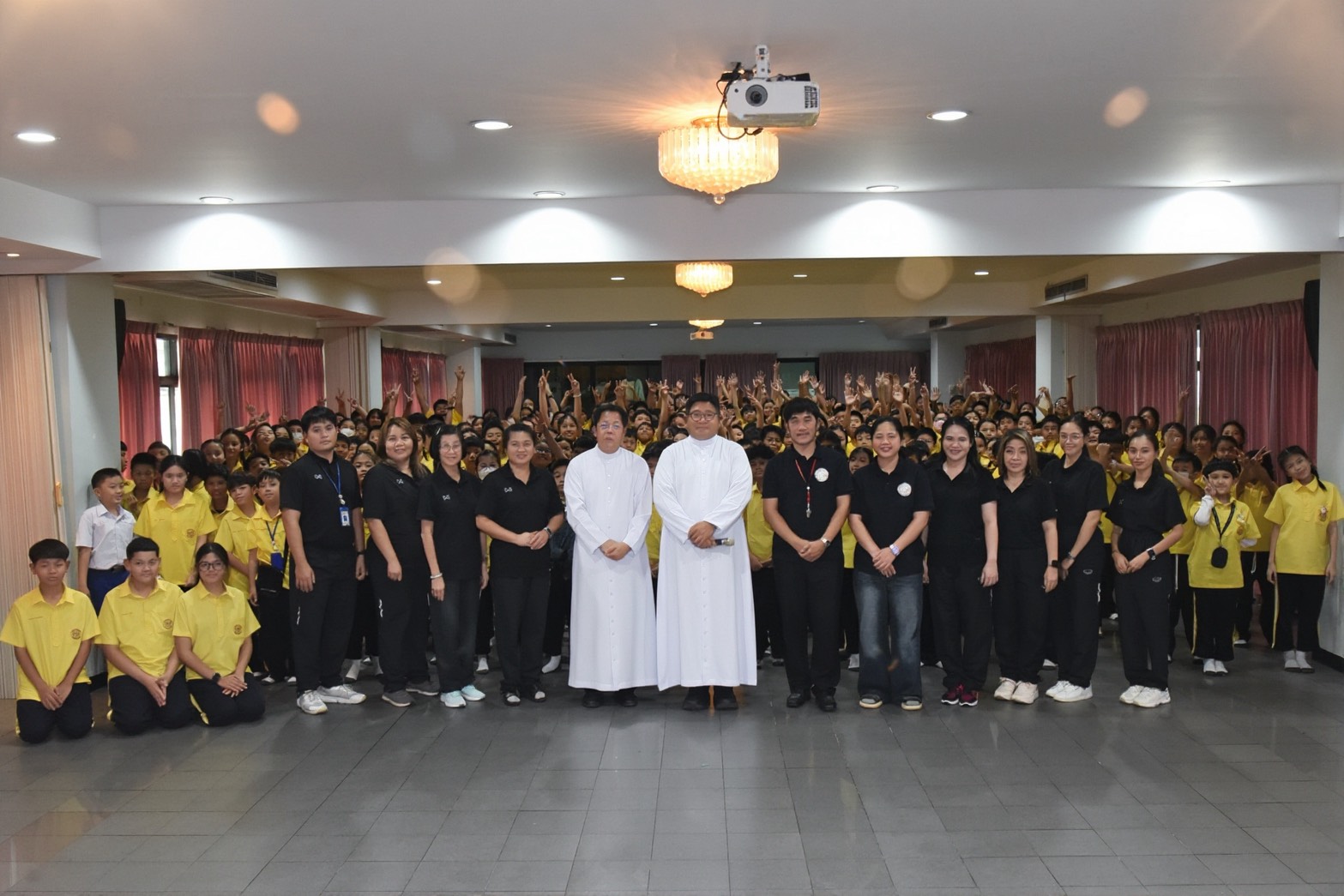 โรงเรียนปรีชานุศาสน์