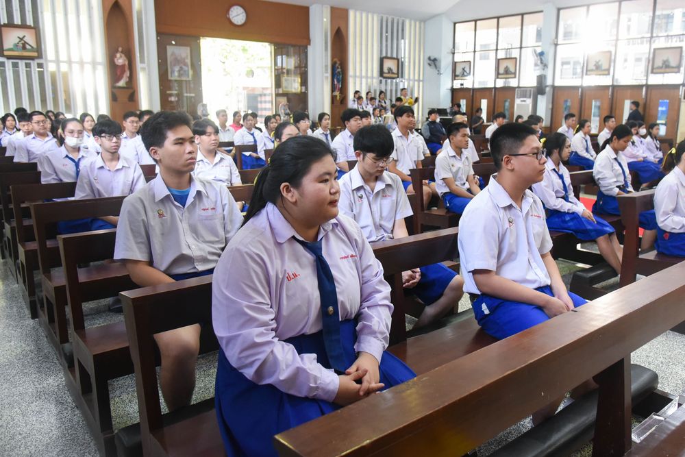 โรงเรียนปรีชานุศาสน์