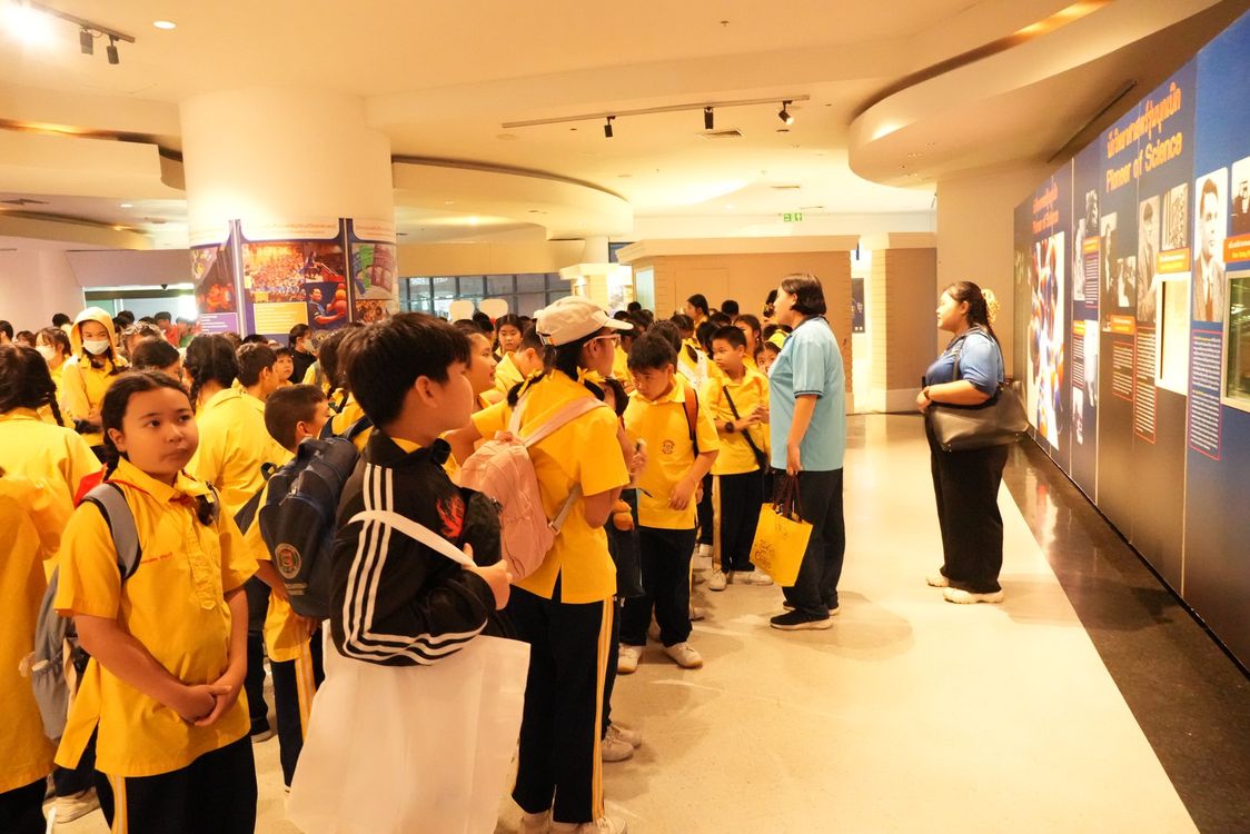 โรงเรียนปรีชานุศาสน์