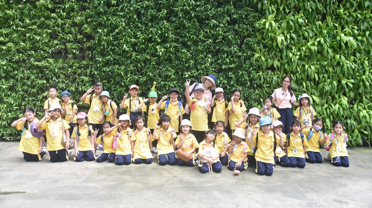 โรงเรียนปรีชานุศาสน์