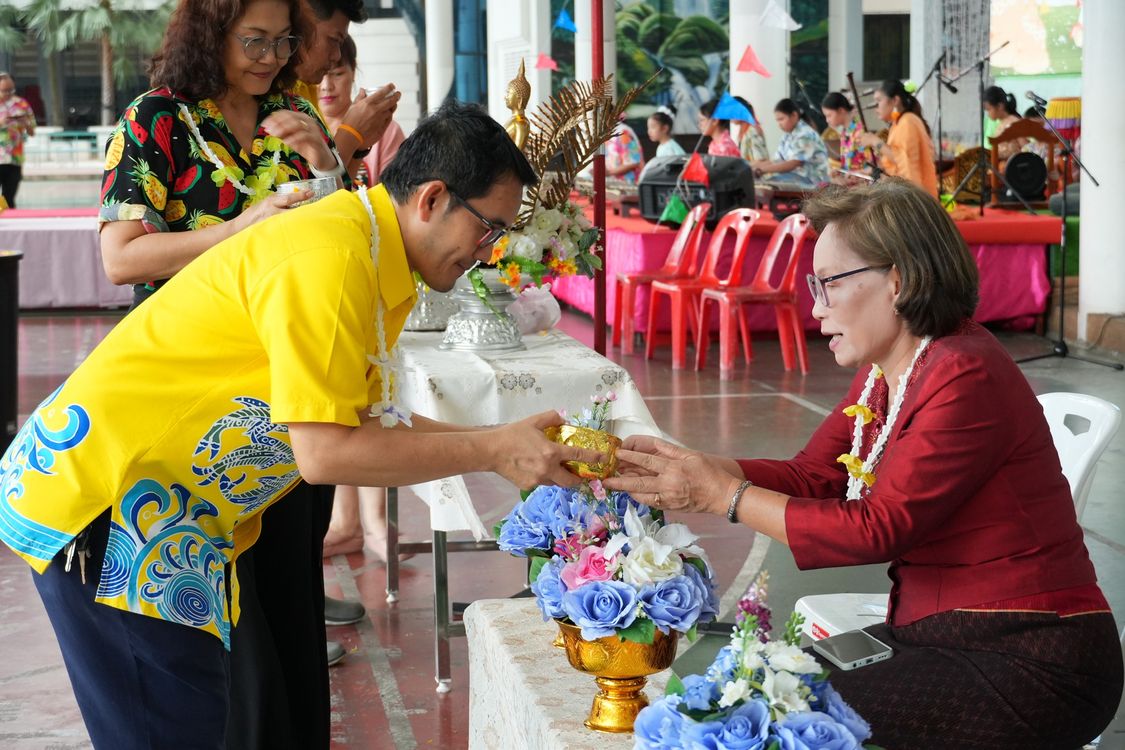 โรงเรียนปรีชานุศาสน์